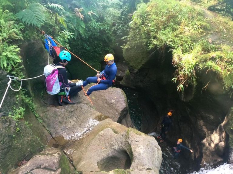 6-canyoning-dominica